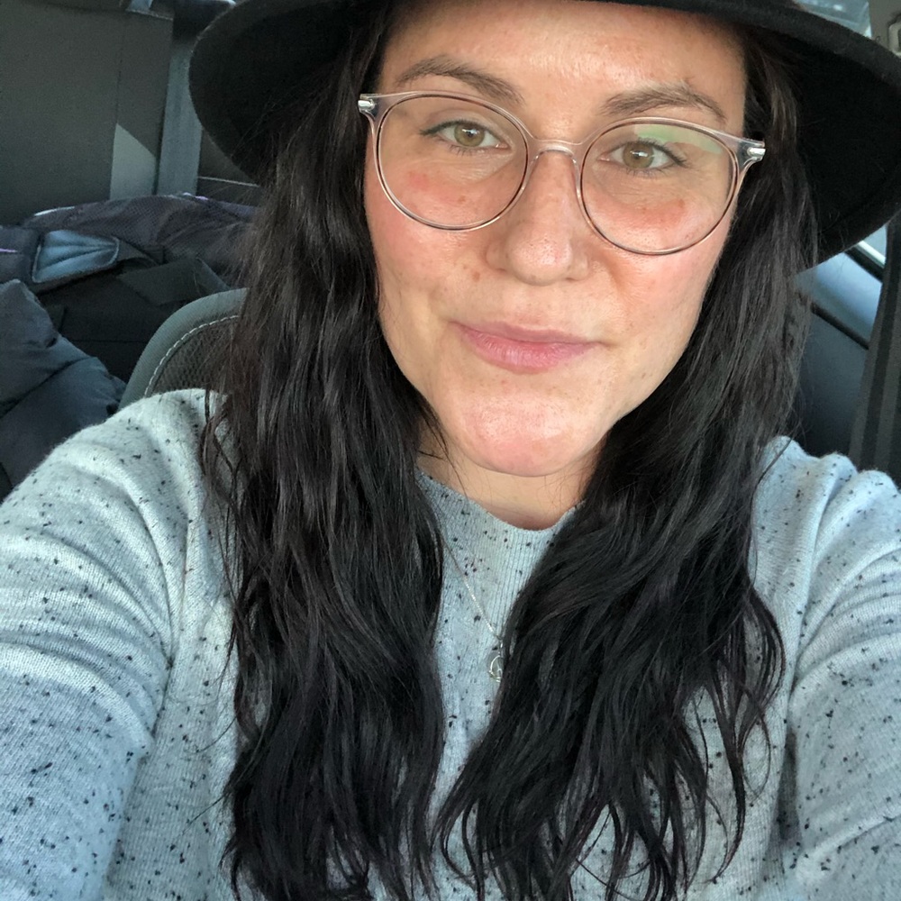 Meet your Posher, Carolynn